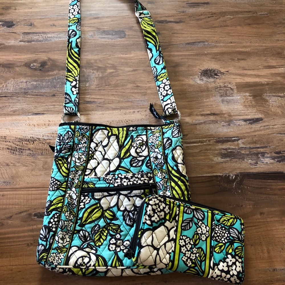 Vera Bradley crossbody with wallet
